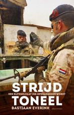 Strijdtoneel 9789045030654 Bastiaan Everink, Boeken, Verzenden, Gelezen, Bastiaan Everink