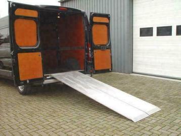 Rijplaten onder de laadvloer beschikbaar voor biedingen