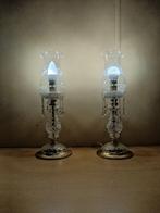 Tafellamp (2) - Een paar lampen van messing en glas. -