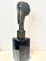 sculptuur, Woman bronze sculpture - after Modigliani - 25 cm, Antiek en Kunst