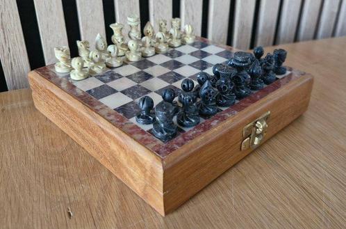 Schaakspel - Carved - Marmer, Antiek en Kunst, Curiosa en Brocante