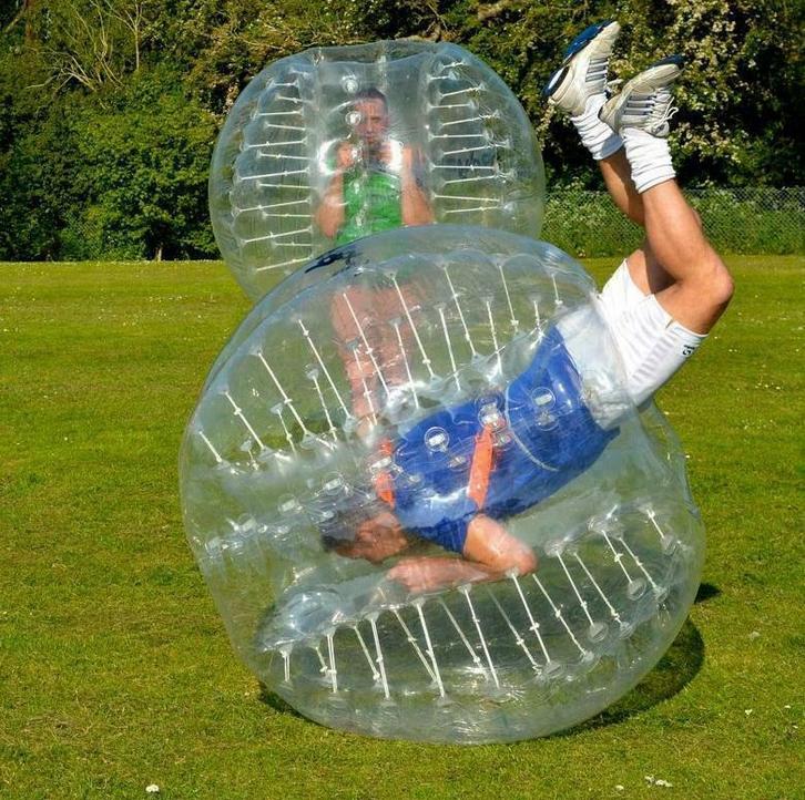Bubbelballen / Bubbelvoetbal te huur . Scherpe prijzen!!, Hobby en Vrije tijd, Feestartikelen | Verhuur, Zo goed als nieuw, Ophalen of Verzenden