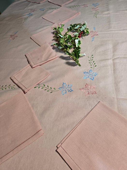 Tafelkleed - 168 cm - 138 cm - Oude borduursels, Antiek en Kunst, Antiek | Kleden en Textiel