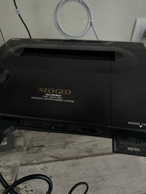 Neo Geo AES - with accessories and games - Videogameconsole, Spelcomputers en Games, Spelcomputers | Overige Accessoires