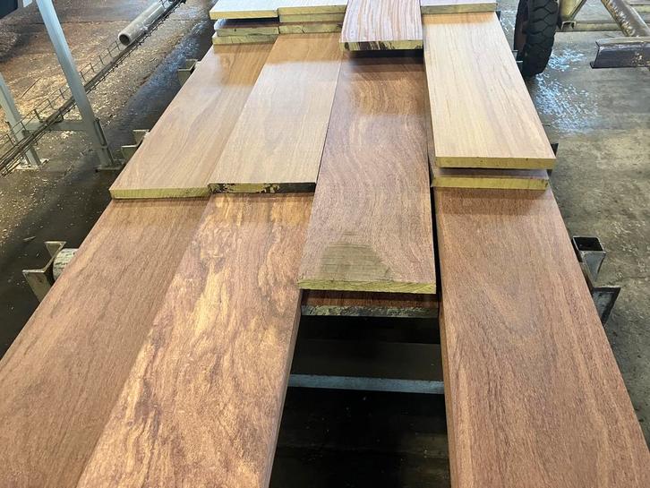 Hardhout-Cumaru–vlonderplank-terrasplanken-18x235 en 25x235m, Doe-het-zelf en Verbouw, Hout en Planken, Overige houtsoorten, 300 cm of meer