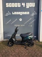 PIAGGIO ZIP 4T 2V RS-1 JAGUAR FULL OPTION GARANTIE!, Fietsen en Brommers, Scooters | Piaggio, Ophalen, Nieuw