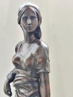 after Auguste Moreau - Beeldje, Female Allegory - 14 kg - 73