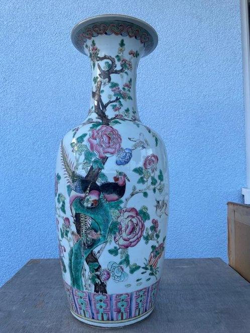 Vaas - Porselein - China - Tongzhi (1862-1874), Antiek en Kunst, Antiek | Overige Antiek