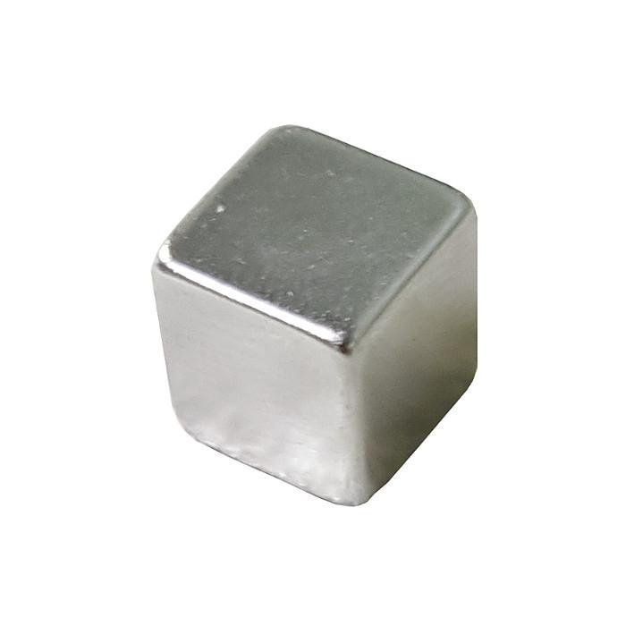 10 Neodymium kubusmagneten 5 mm N42, Zakelijke goederen, Kantoor en Winkelinrichting | Kantoorartikelen, Verzenden