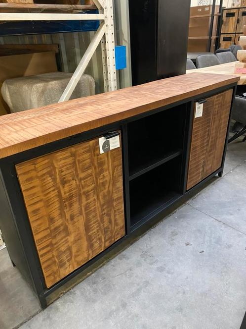 Cod dressoir mangohout (nieuw, A-keuze), Huis en Inrichting, Kasten | Dressoirs, Nieuw, Overige houtsoorten, Metaal
