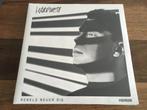 Vinyl 2LP Hardwell Rebels Never Die SIGNED NUMBERED NIEUW, Cd's en Dvd's, Vinyl | Dance en House, Ophalen of Verzenden, Dance Populair