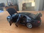 Kyosho 1:18 - Modelauto - AUDI A8 W12, Nieuw