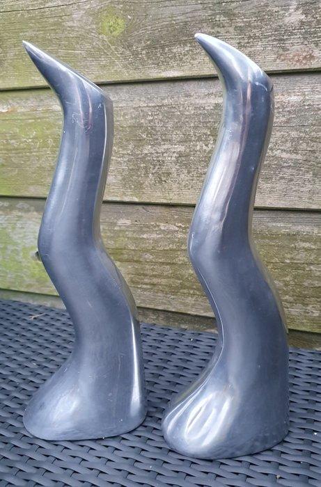 Anna Efverlund - Kandelaar Anatomi - Aluminium - Een paar, Antiek en Kunst, Antiek | Meubels | Stoelen en Banken