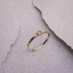 Gouden solitair ring met diamant | 0,01 ct., Sieraden, Tassen en Uiterlijk, Ringen, Goud, Met edelsteen, Gebruikt, Ophalen of Verzenden