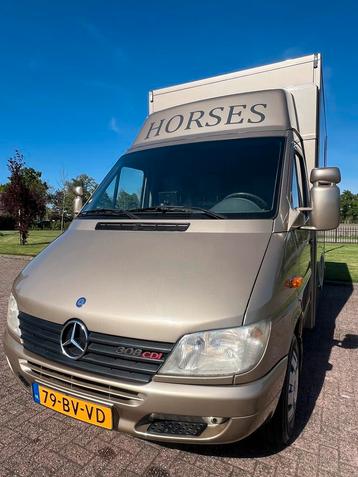 Prachtige Mercedes paardenwagen! Opbouw uit 2017! beschikbaar voor biedingen