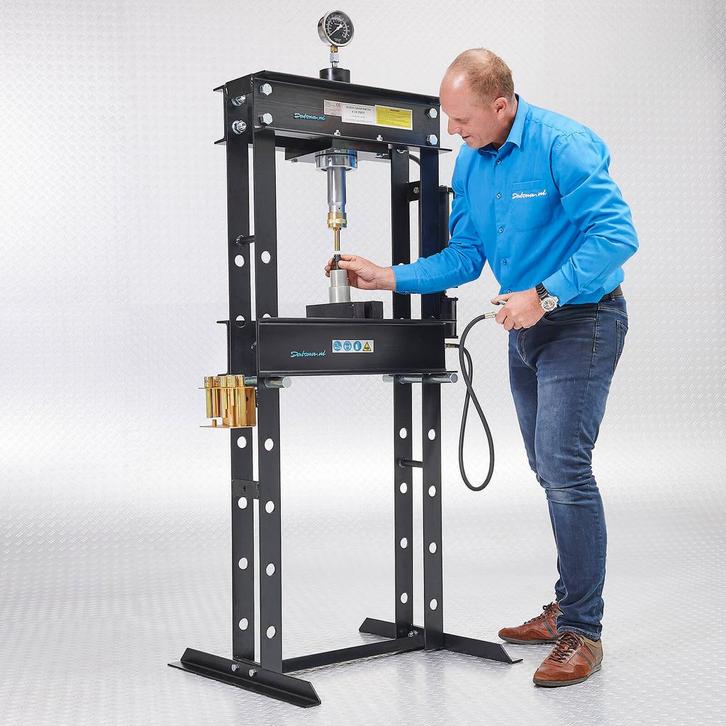 Datona Werkplaatspers 30 ton + Perspennen - Datona - Zwart, Doe-het-zelf en Verbouw, Overige Doe-het-zelf en Verbouw, Nieuw, Ophalen of Verzenden