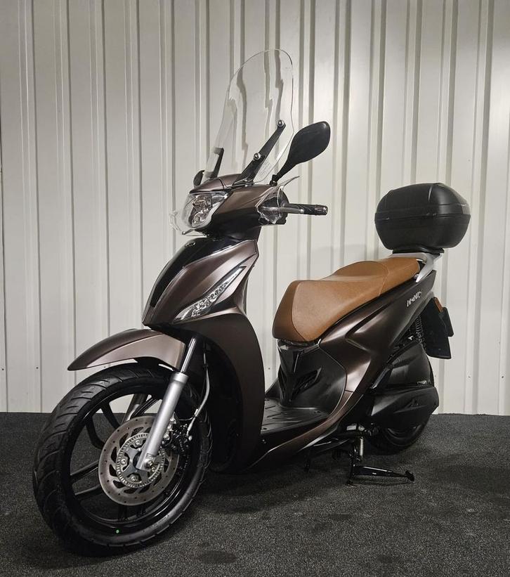 Kymco New People S 200 – 2023 | Mat Bruin | 675 km | Koffer, Motoren, Motoren | Overige merken, Scooter, Minimaal motorrijbewijs A1