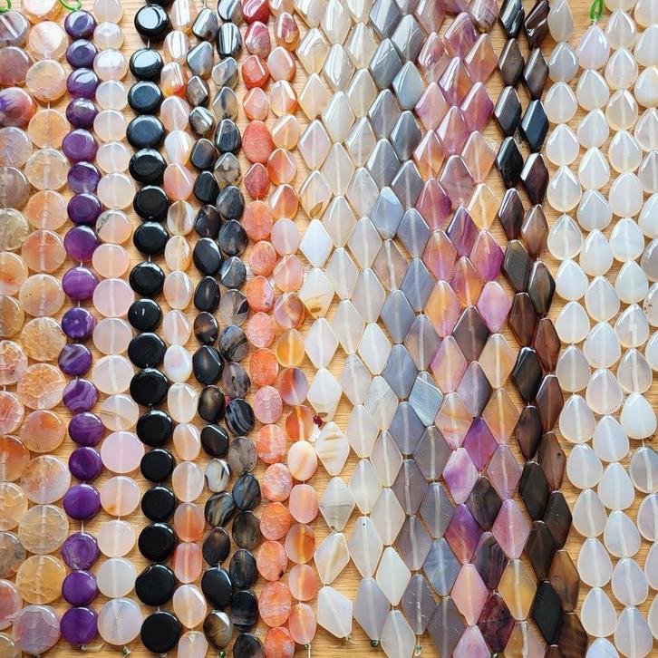 natuursteen en Tsjechische kralen ophef.uitverkoop 10% extra, Hobby en Vrije tijd, Kralen en Sieraden maken, Overige typen, Nieuw