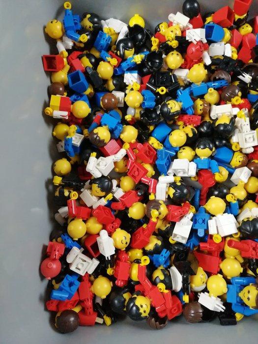 Lego - geen serie - Partij minifigures +/- 2,20 kilo -, Kinderen en Baby's, Speelgoed | Duplo en Lego
