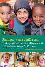 Samen verschillend 9789036818322 Elly Singer, Boeken, Verzenden, Zo goed als nieuw, Elly Singer