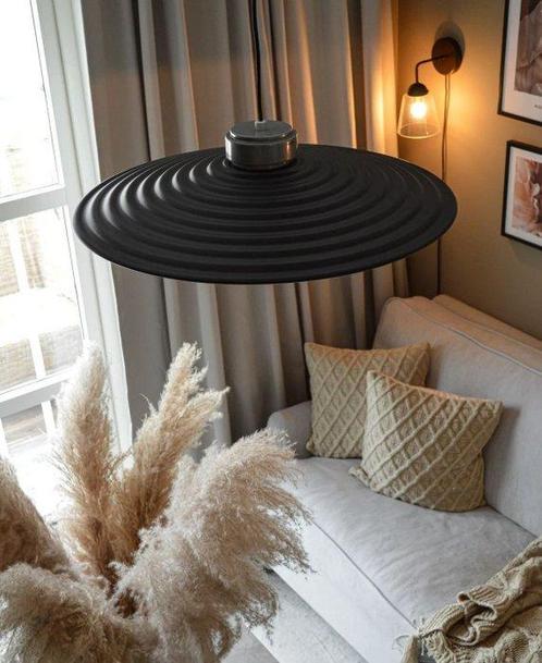 Herstal - Mikael Berlin - Plafondlamp - Sound 600 - Groot -, Antiek en Kunst, Antiek | Lampen