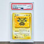 Pokemon - Zapdos - All Nippon Airways - #145 Graded card -, Hobby en Vrije tijd, Verzamelkaartspellen | Pokémon, Nieuw