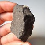 Ghadamis met samentrekkingsscheuren. Waargenomen