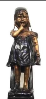 autre - sculptuur, Petite fille sur chaise en bronze - 4,5