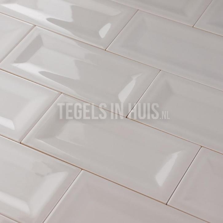 Wandtegel evolution in metro glans licht grijs 7,5x15 cm, Doe-het-zelf en Verbouw, Tegels, Wandtegels, Nieuw, 10 m² of meer, Keramiek