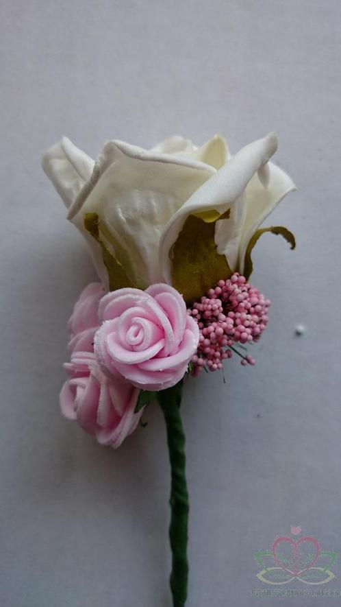 Corsage Roos Cremewit+Roze-RozeCPR147 Maatwerk corsage, Hobby en Vrije tijd, Knutselen, Nieuw, Ophalen of Verzenden