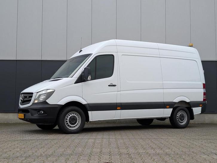 Zakelijke Lease |  Mercedes-Benz Sprinter 316 160PK RWD 3500, Auto's, Bestelauto's, Onderhoudsboekje, Lease, Zwart, Handgeschakeld