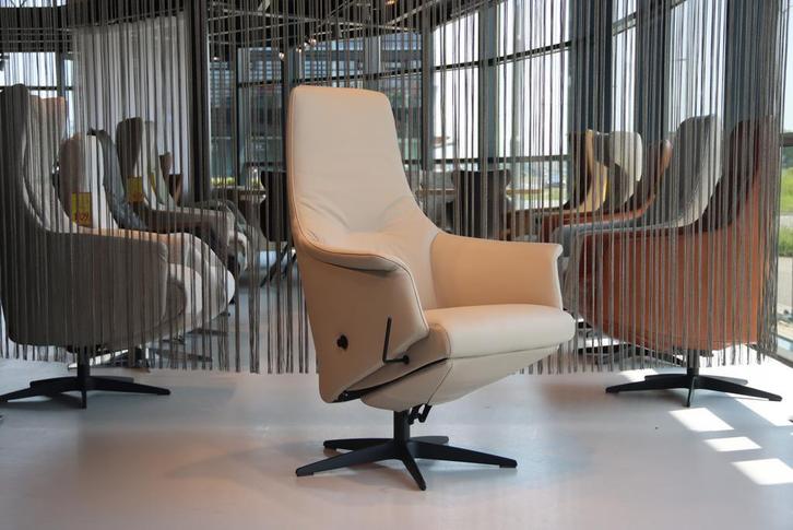 Design relaxfauteuil manueel Gealux Arc TR 2020 in leer., Huis en Inrichting, Fauteuils, Nieuw, Leer, Ophalen of Verzenden