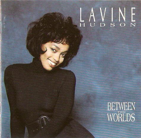 cd - Lavine Hudson - Between Two Worlds, Cd's en Dvd's, Cd's | Overige Cd's, Zo goed als nieuw, Verzenden
