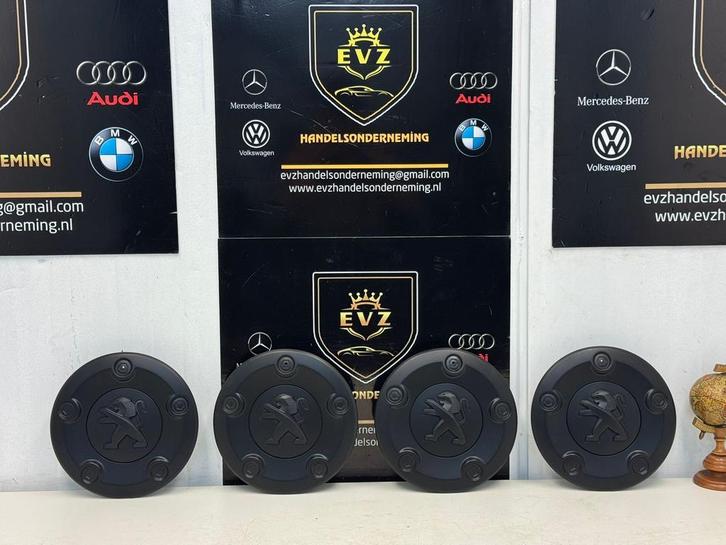 Peugeot Expert Wieldopset 4 stuks bj.2018 art.9677413577, Auto diversen, Wieldoppen, Gebruikt