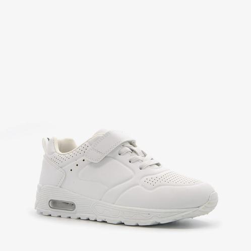 Blue Box jongens sneakers wit met airzool maat 35, Kleding | Heren, Schoenen, Nieuw, Verzenden