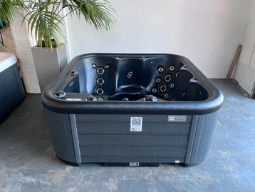 Nieuw - Jacuzzi zwart Passion Blackpool compleet beschikbaar voor biedingen