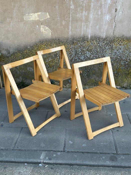 Klapstoel - Hout - Drie vouwstoelen, Antiek en Kunst, Kunst | Designobjecten