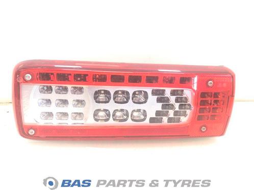Achterlicht Volvo 21735299, Auto-onderdelen, Vrachtwagen-onderdelen, Gebruikt, Volvo, Verlichting, Ophalen