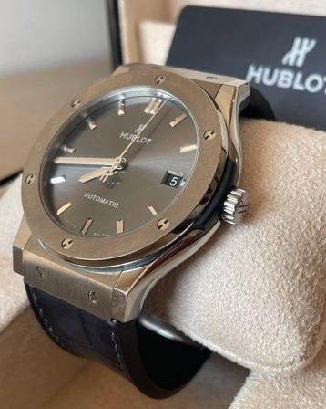Hublot - Classic Fusion - 511.NX.7071.LR - Unisex - beschikbaar voor biedingen