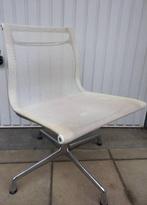 Vitra - Charles & Ray Eames - Stoel - EA106 - Gaas -