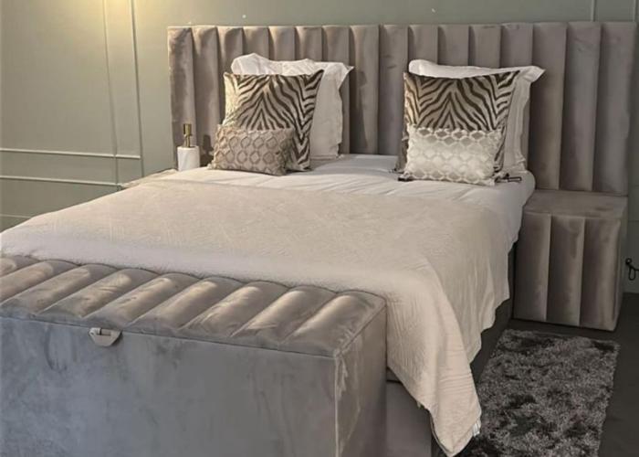Luxe Boxspring Ania 180/200 – Stijl, Comfort &amp; Elegantie, Huis en Inrichting, Slaapkamer | Boxsprings, 180 cm, 200 cm, Crème