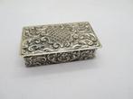 Naaidoos - .925 zilver, Antiek en Kunst