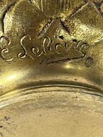 Eugène Lelièvre - Vaas - Gepatineerd brons - Gouden bronzen