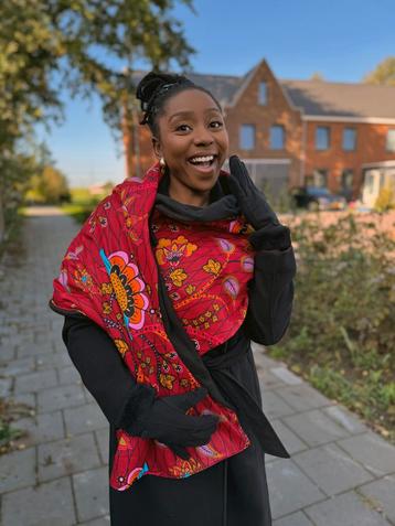 Warme Sjaal met Afrikaanse print Unisex - Rode Botanical Flo beschikbaar voor biedingen