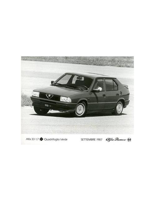 1987 ALFA ROMEO 33 1.7 QV QUADRIFOGLIO VERDE PERSFOTO, Boeken, Auto's | Folders en Tijdschriften, Alfa Romeo
