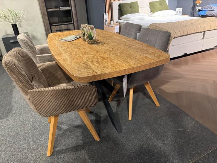 Showroom Opruiming Eetkamertafels! Tot 50% Korting, Huis en Inrichting, Tafels | Eettafels, Nieuw, Eikenhout, Teakhout, Overige houtsoorten