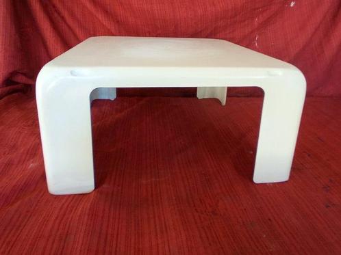 C&B Italia - Mario Bellini - 4 Gatti - Salontafel - Fiberite, Antiek en Kunst, Antiek | Meubels | Stoelen en Banken