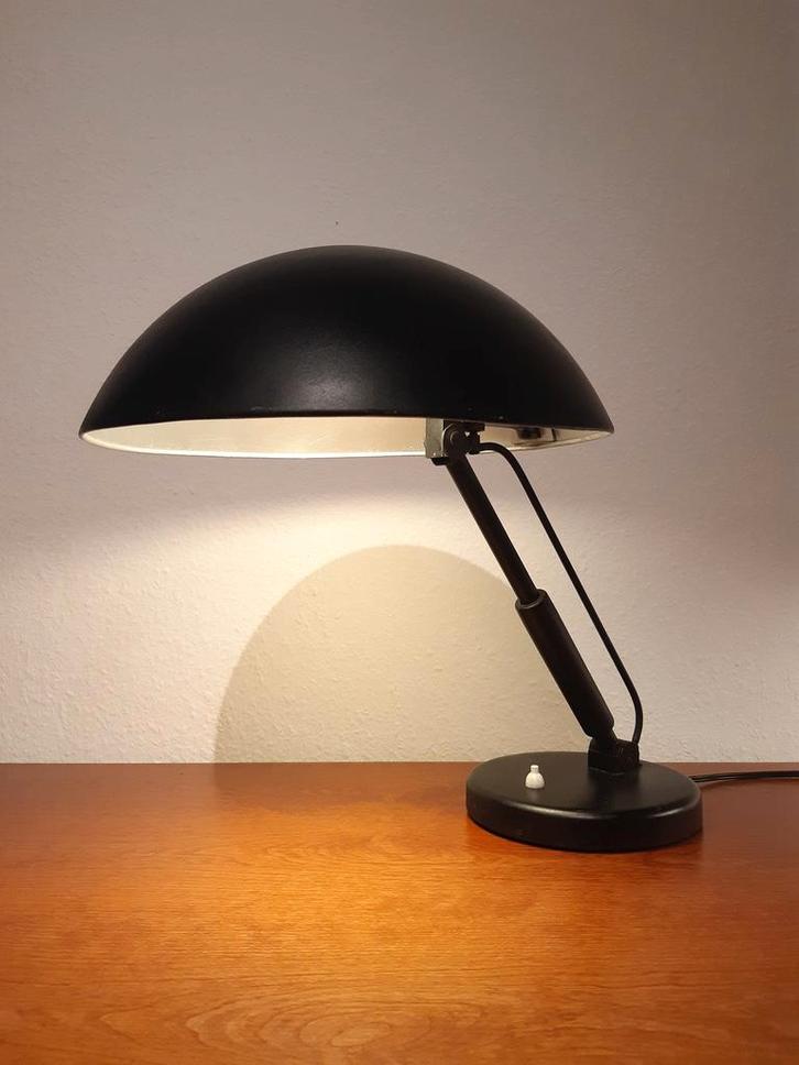 Vintage Karl Trabert Desk Lamp / bauhaus wagenfeld, Huis en Inrichting, Lampen | Tafellampen, Ophalen of Verzenden