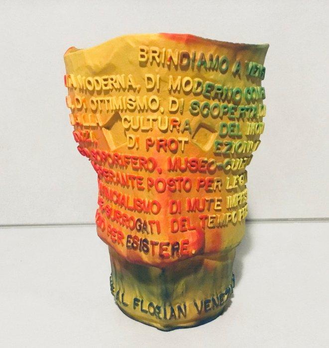 Caffè Florian - Gaetano Pesce - Vaso - Goto - Vaas - Hars, Antiek en Kunst, Antiek | Meubels | Stoelen en Banken