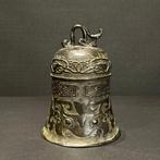 Decoratieve bel - China - Ming brons bel, Antiek en Kunst